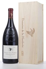 france-rhone-wine-chateauneuf-du-pape-domaine-de-la-mordoree-cuvee-la-reine-des-bois-2020
